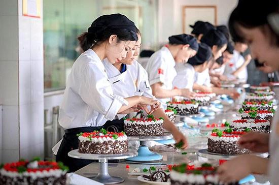 女孩学西点，薪资水平如何？怎样的工资才算合理？