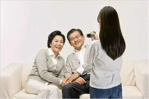 为什么父亲的收入会比母亲少那么多？
