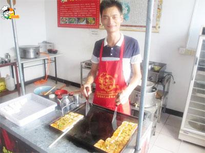 有哪些适合摆摊的简单小吃副业可以选择？