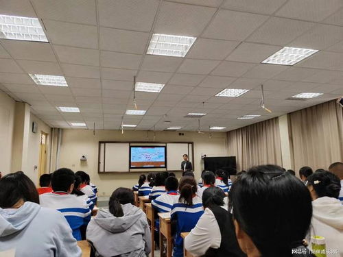 重庆技校兼职教师是如何提升教学质量的？