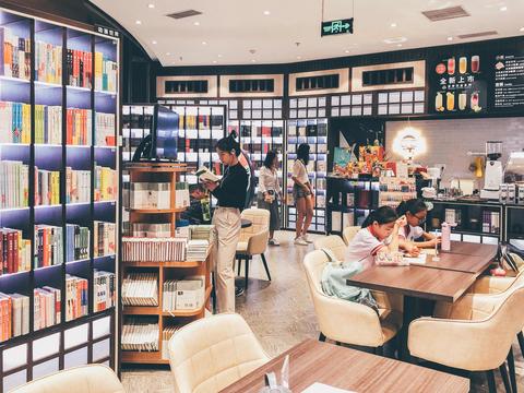 如何经营书店才能实现盈利？成功之道在哪里？